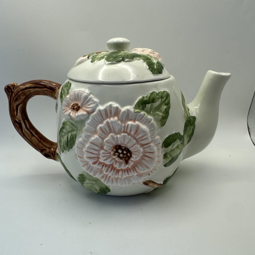 Vintage Henriksen Imports Hummingbird Floral Teapot‎ Pink Green floral